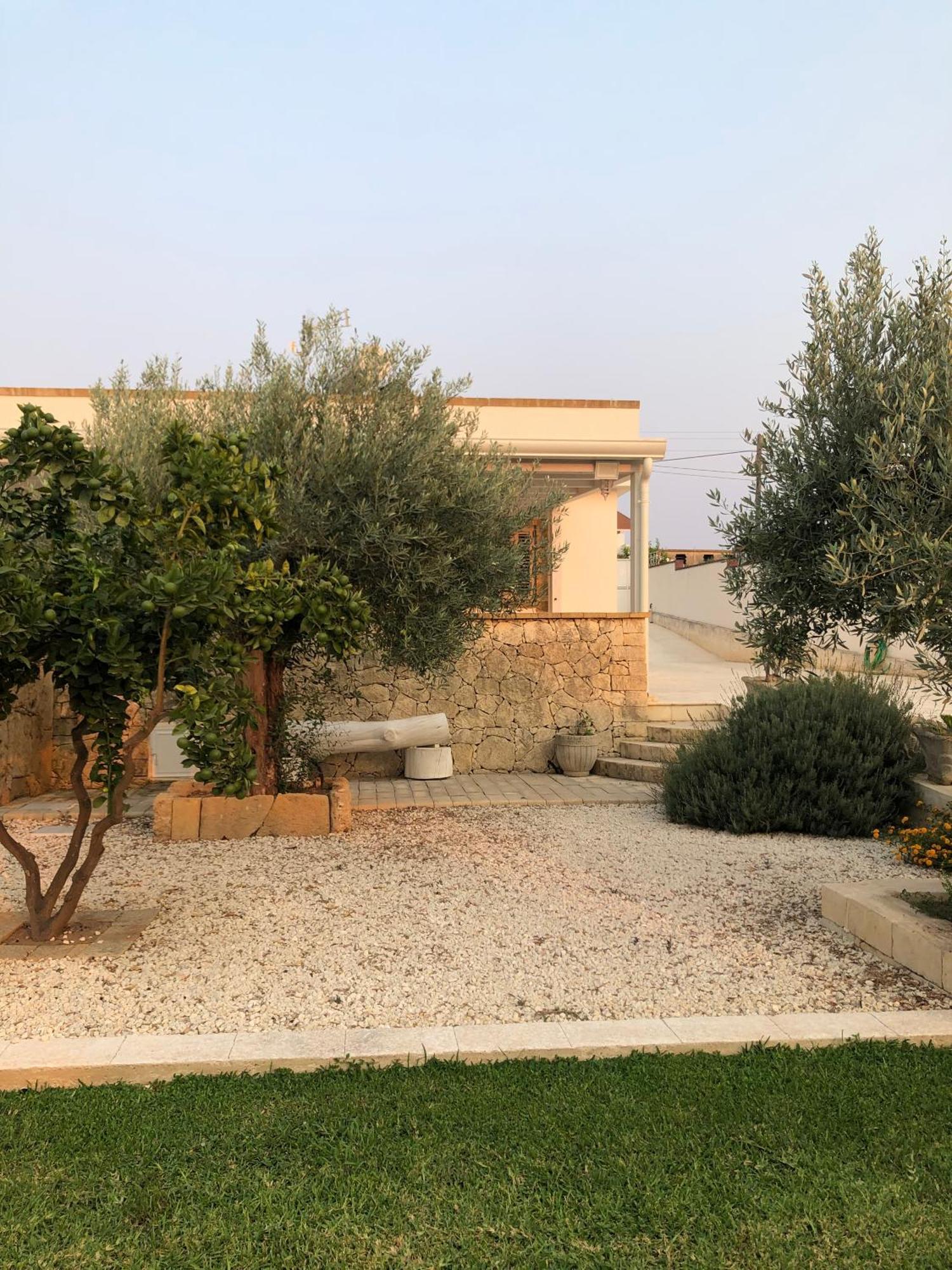 Villa Fior D'Ulivo Avola Bagian luar foto
